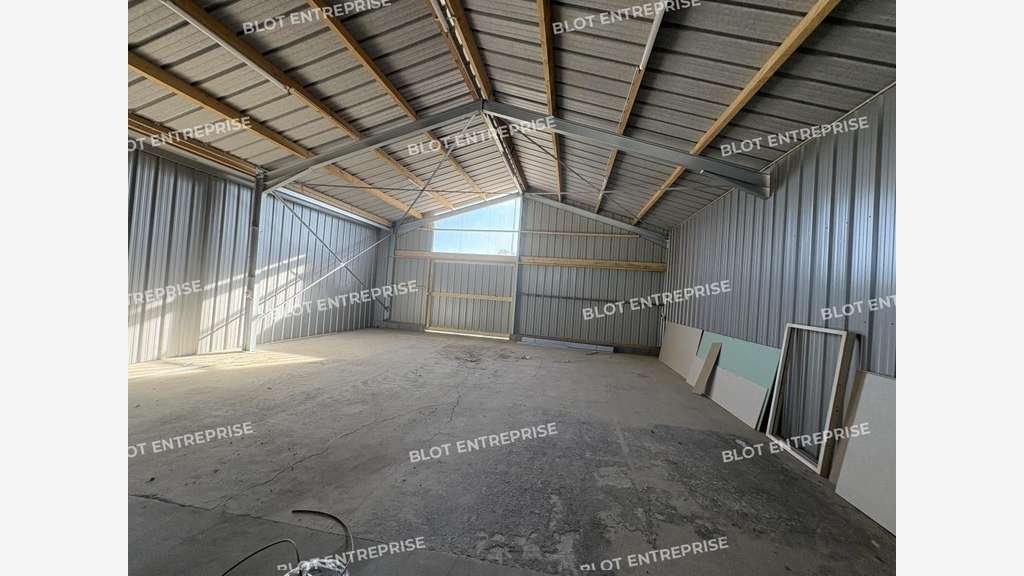 À LOUER - LOCAL D'ACTIVITES - 130 m² - MORLAIX