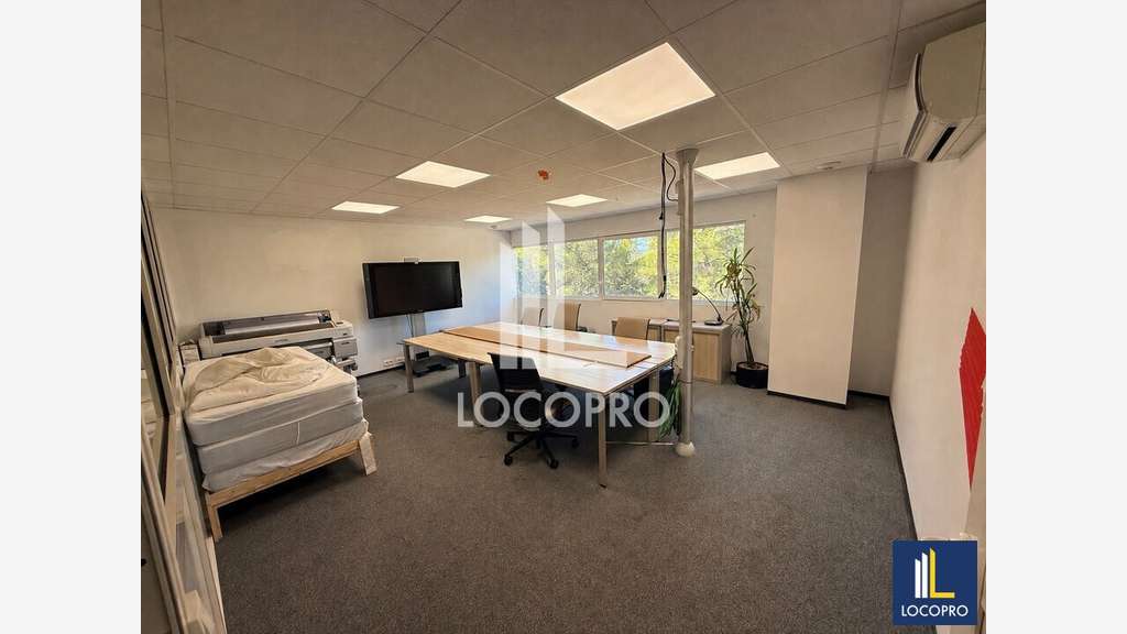Loue local d'activité de 346m² ZI Mouans Sartoux