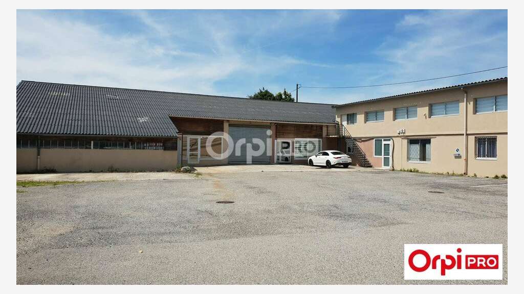Loue local d'activité 380m² ZA de Mours St Eusèbe