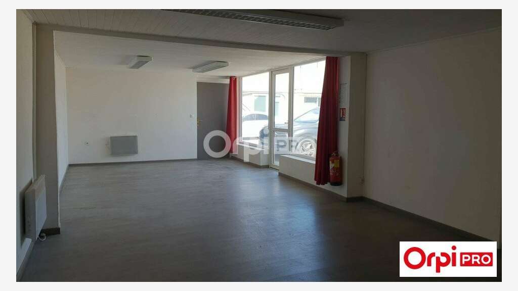 Loue local d'activité 380m² ZA de Mours St Eusèbe