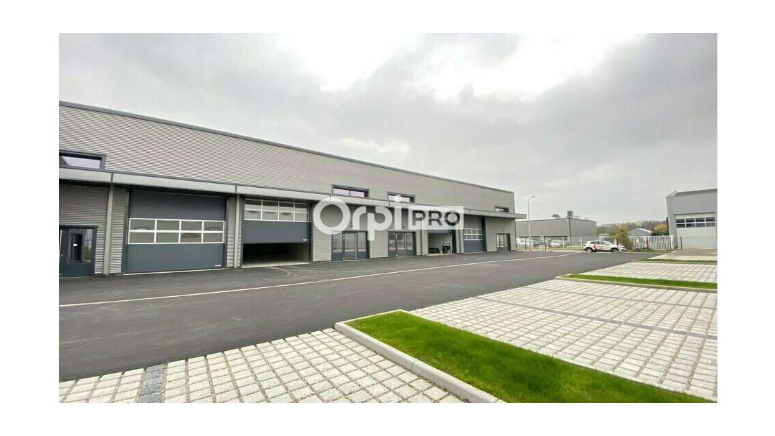 A louer entrepôt avec bureau de 280m² à Wittenheim