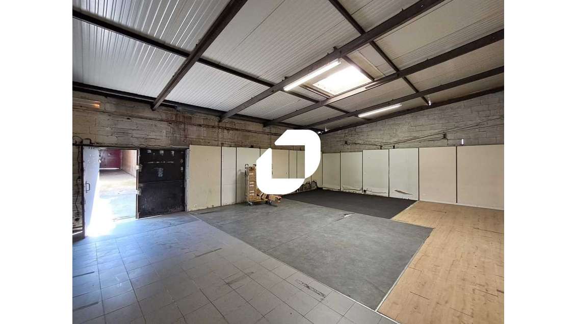 A louer Local d'activité 155m² Nanterre