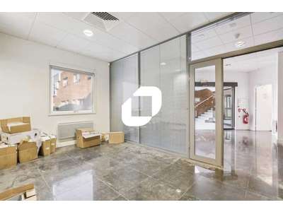 Location Locaux d'activités - Entrepôts à Nanterre