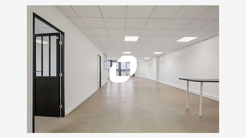 A louer Local d'activité 368m² Nanterre