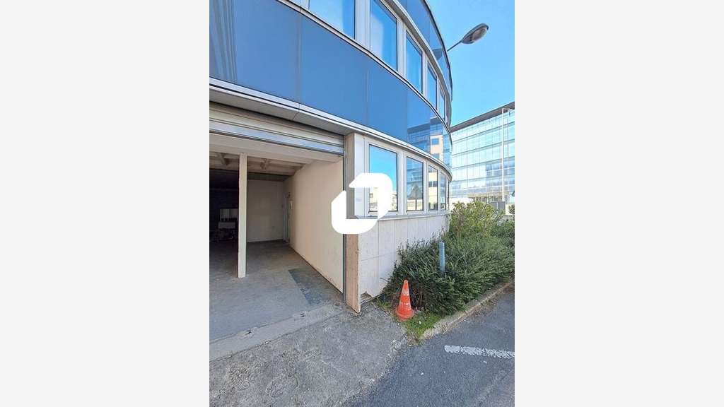 A louer Local d'activité 260m² Nanterre