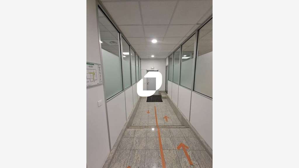A louer Local d'activité 357m² Nanterre