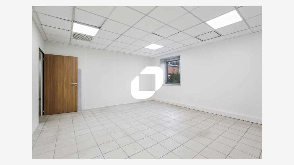 A louer Local d'activité 327m² Nanterre
