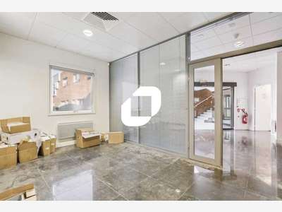 A louer Local d'activité 327m² Nanterre