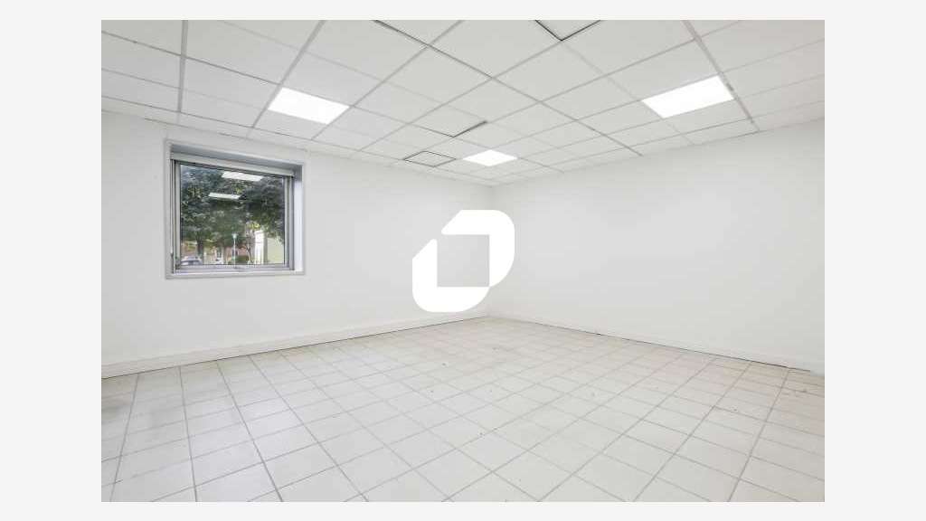 A louer Local d'activité 327m² Nanterre