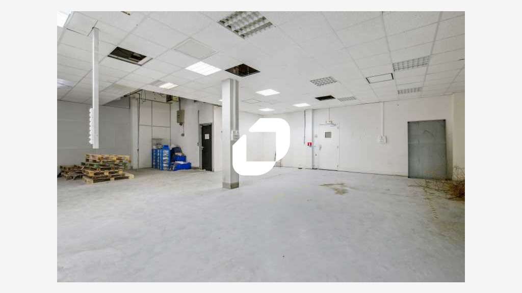 A louer Local d'activité 327m² Nanterre