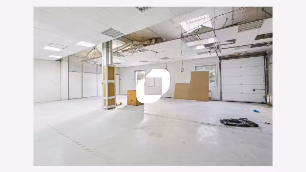 A louer Local d'activité 327m² Nanterre