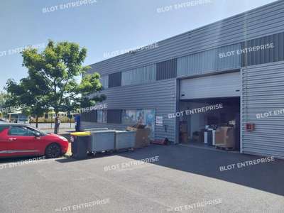 A louer locaux activités 491m² Nant'Est Entreprise