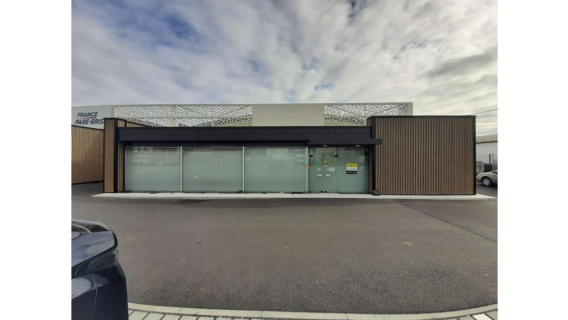 A louer local d'activité 1000m² ZA Nantes Est