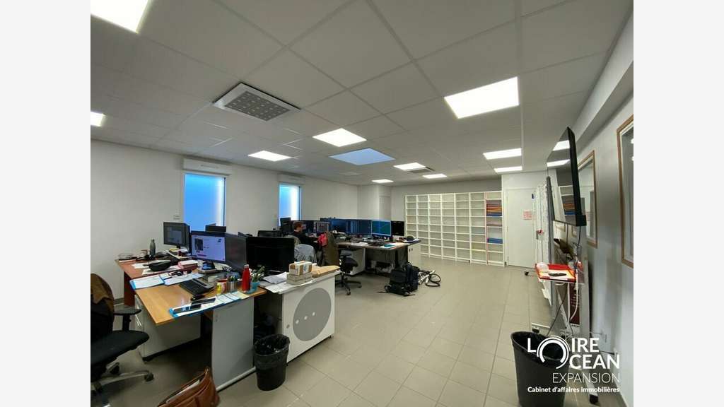 A louer local d'activité 500m² au Sud de Nantes