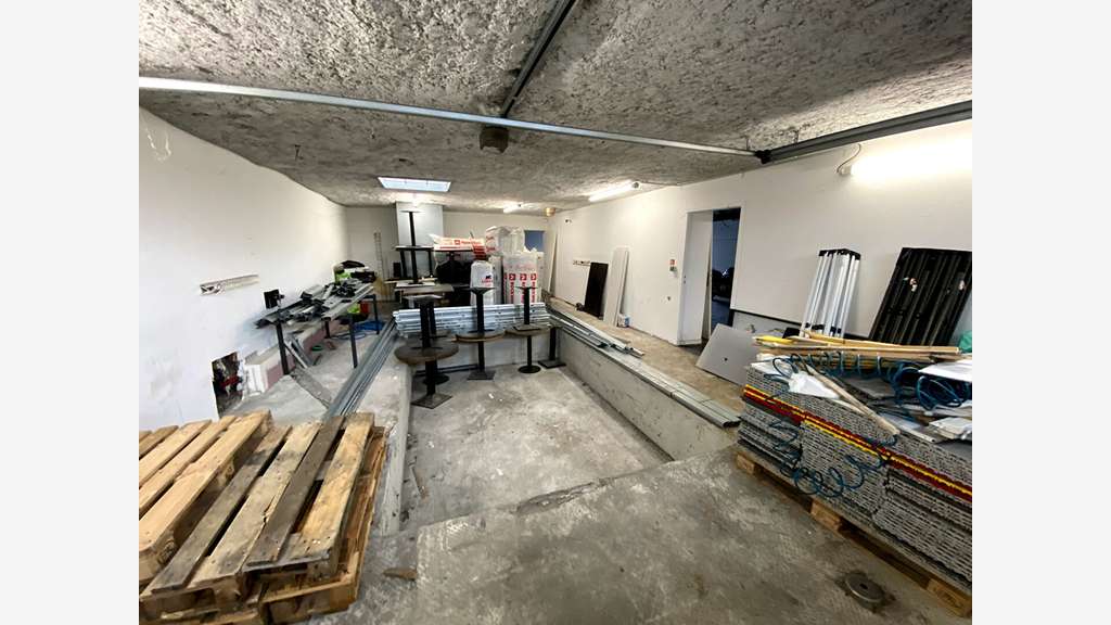 A louer local d'activité 130m² ZA Nantes Est