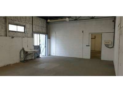 Location Locaux d'activités - Entrepôts à Nantes