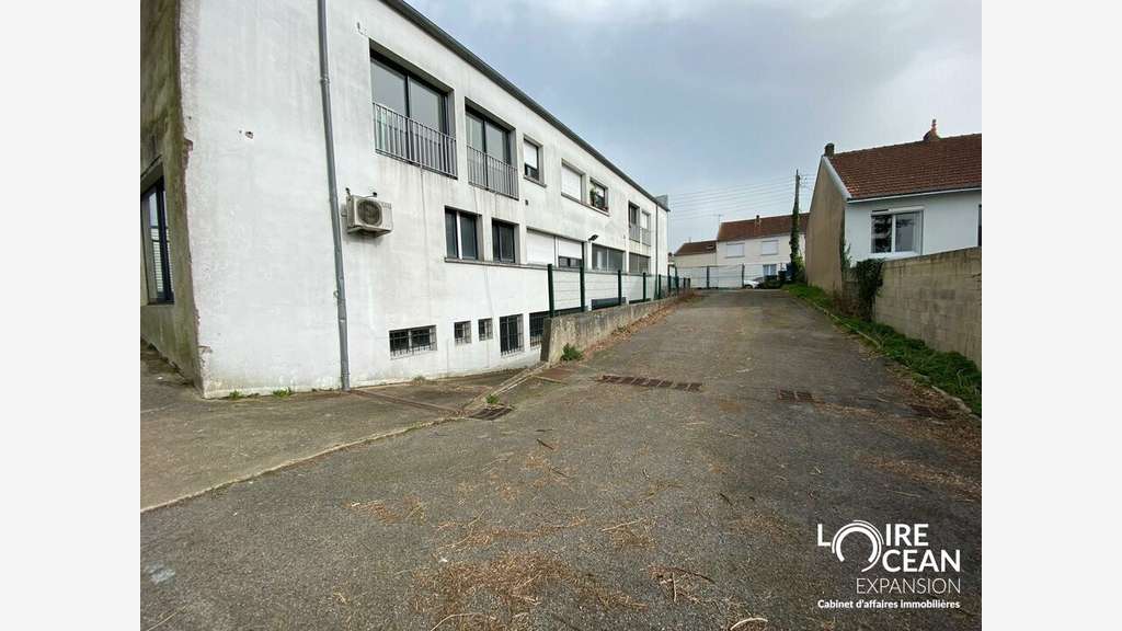 Local d'activité en sous location à Nantes