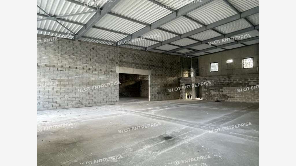 A louer local d'activités 236m² neuf à Nantes