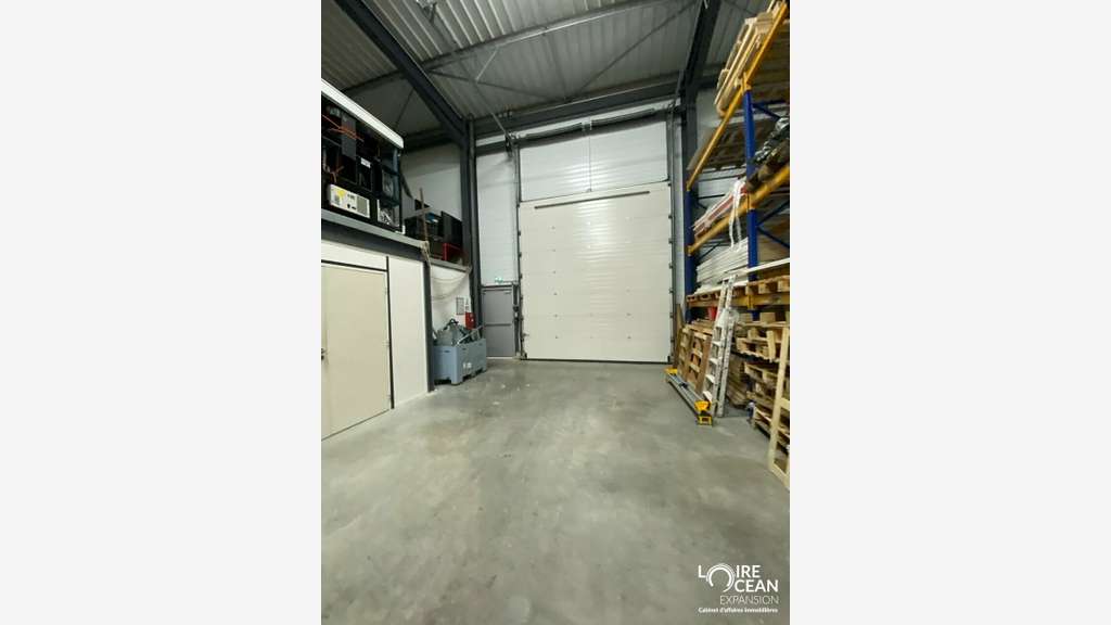 Loue bâtiment d'activité de 655m² les Sorinières