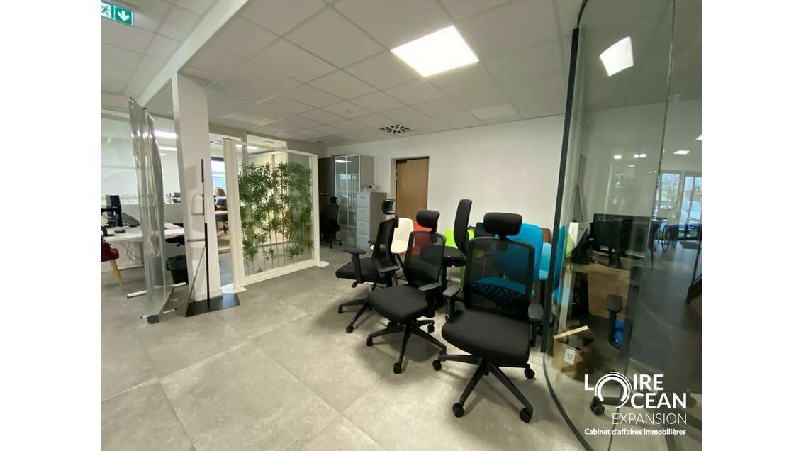 Loue bâtiment d'activité de 655m² les Sorinières