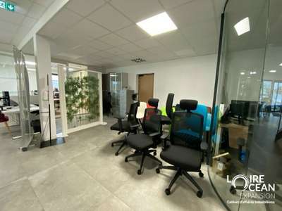 Location Locaux d'activités - Entrepôts à Nantes