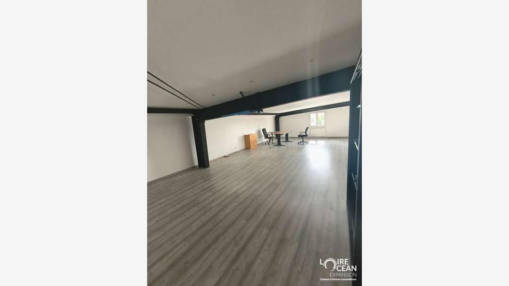 A louer local d'activité bureaux de 345m² à Nantes