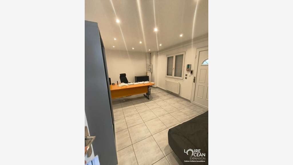 A louer local d'activité bureaux de 345m² à Nantes