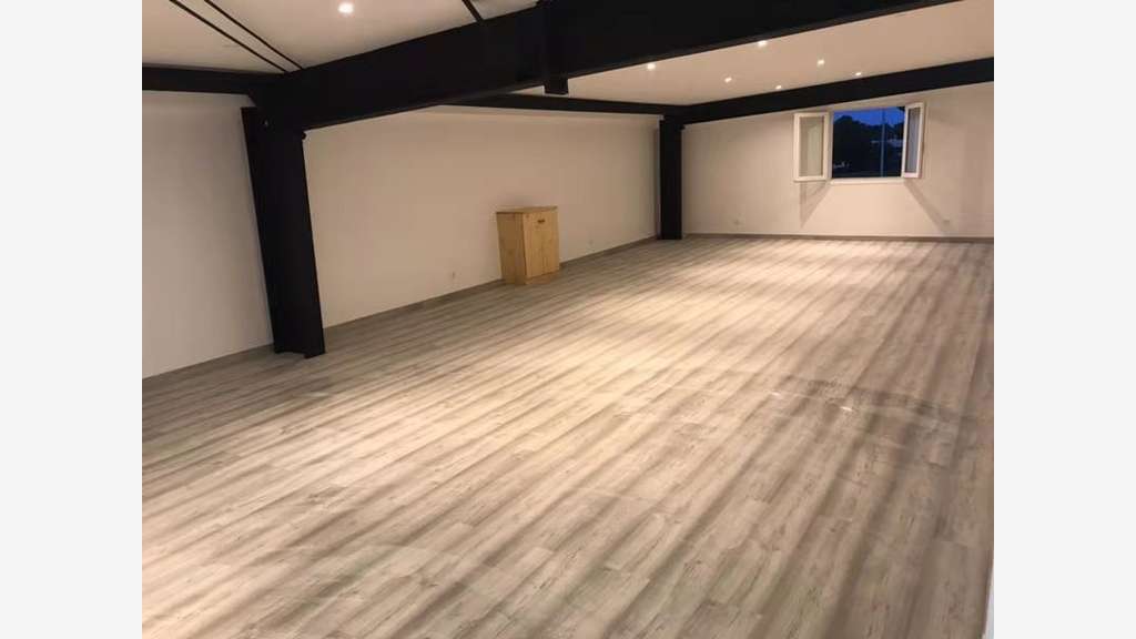A louer local d'activité 365m² secteur Nantes Est