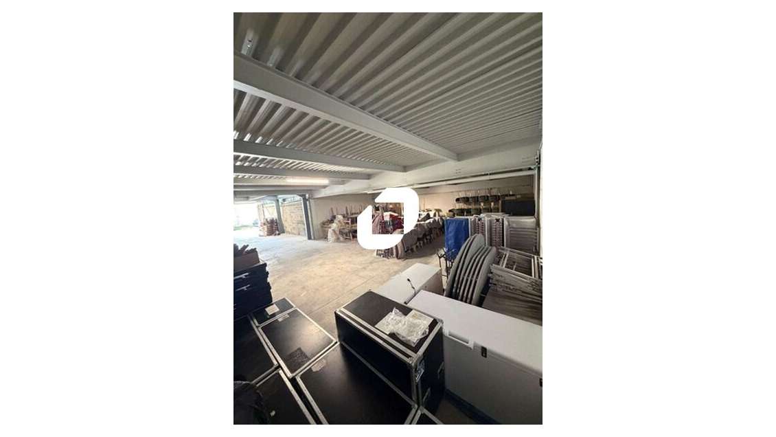 A louer Local d'activité 330m² Neuilly plaisance