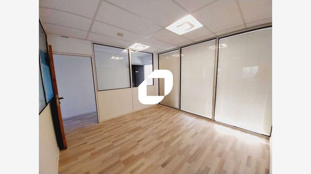 A louer Local d'activité 275m² Neuilly plaisance