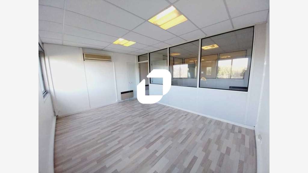 A louer Local d'activité 275m² Neuilly plaisance