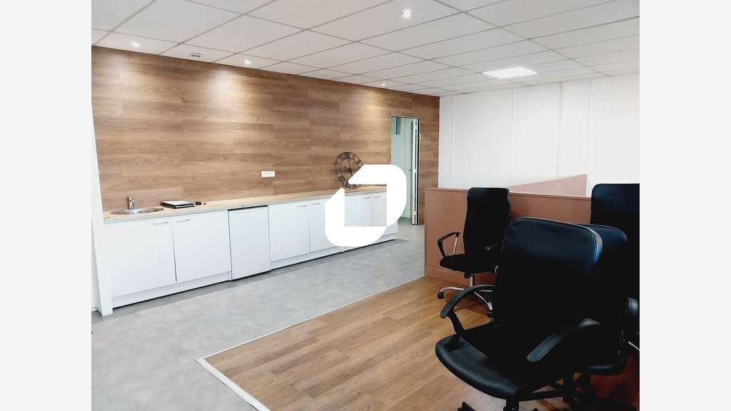 A louer Local d'activité 275m² Neuilly plaisance