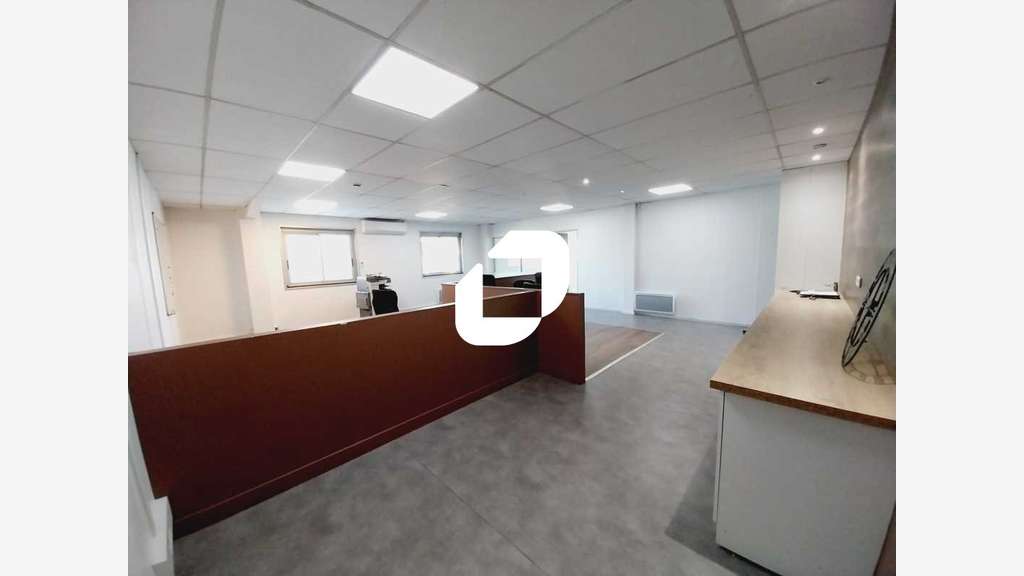 A louer Local d'activité 275m² Neuilly plaisance
