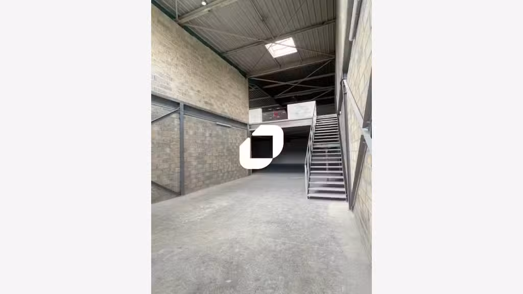 A louer Local d'activité 505m² Neuilly plaisance