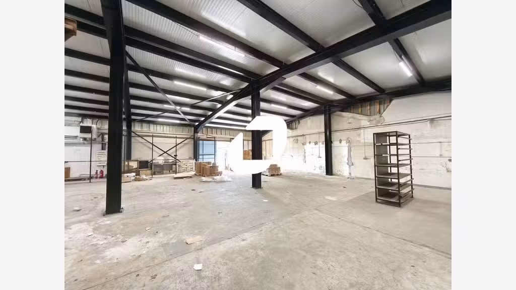 A louer Local d'activité 325m² Neuilly plaisance