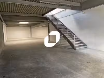 A louer Local d'activité 329m² Neuilly plaisance