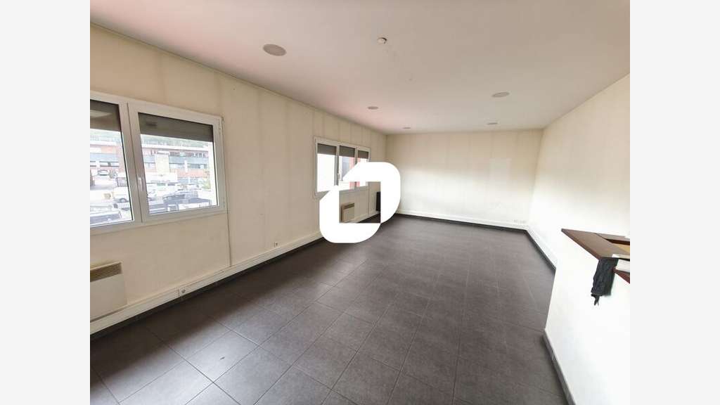 A louer Local d'activité 231m² Neuilly sur marne