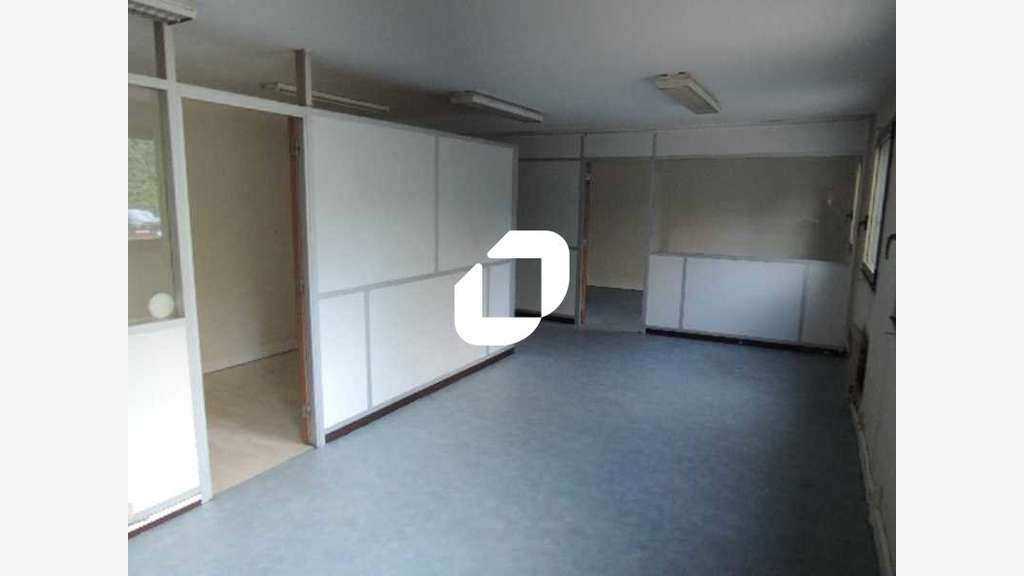 A louer Local d'activité 3460m² Neuilly sur marne