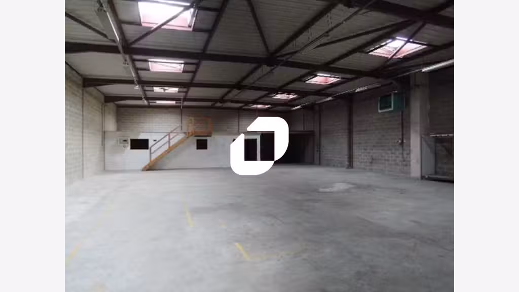 A louer Local d'activité 544m² Neuilly sur marne