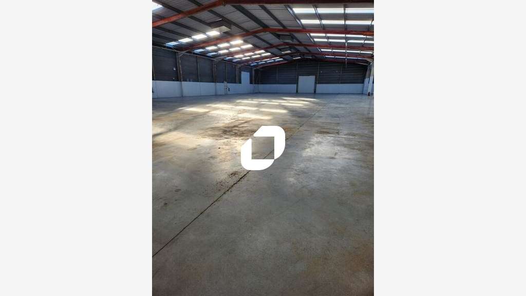 A louer Local d'activité 3715m² Neuilly sur marne