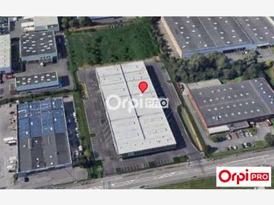 Loue local d'activité 527m² za Neuville en-Ferrain
