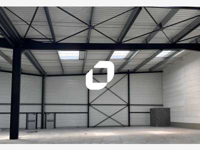 A louer Local d'activité 806m² Neuville en ferrain