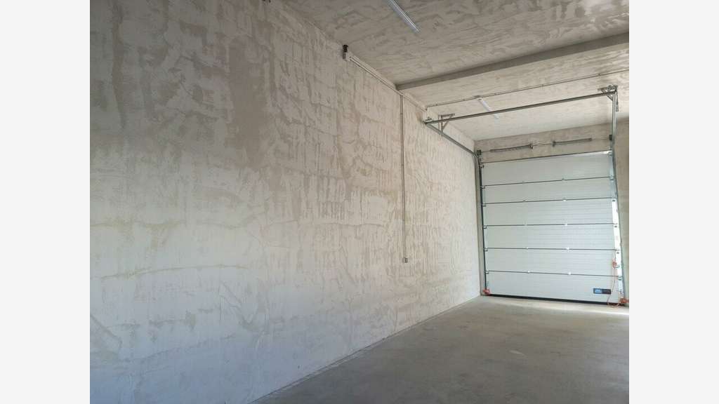 Dépôt 181m² à louer à Neuville sur Saône