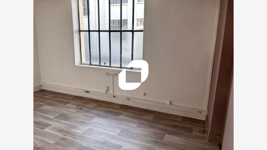 A louer Local d'activité 145m² Neuville sur saone