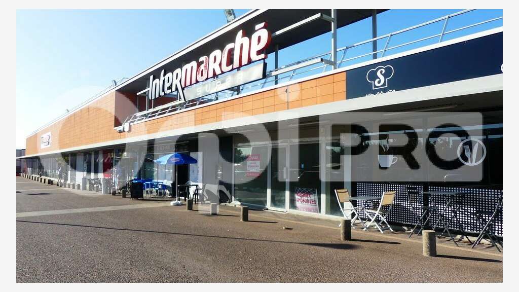Local professionnel 73m² à louer à Nevers