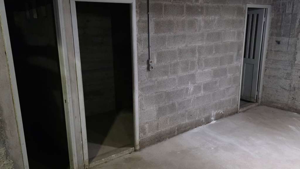 Loue entrepôt stockage 102m² à Nice Jean André