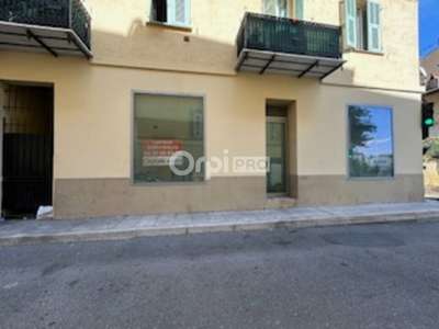 A louer local 54m² refait à neuf à Nice Gambetta