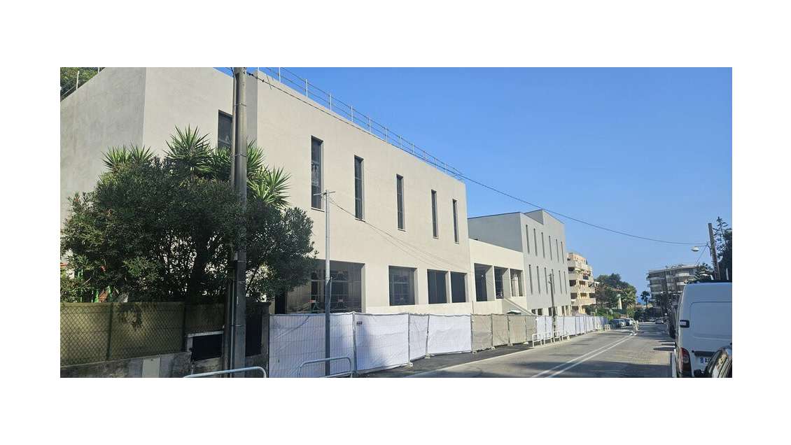 A louer locaux d'activités 239m² neufs à Nice