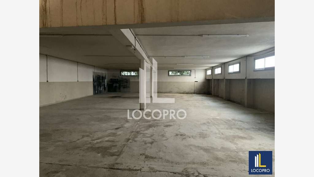 Loue local d'activité 460m² Boulevard Cessole Nice