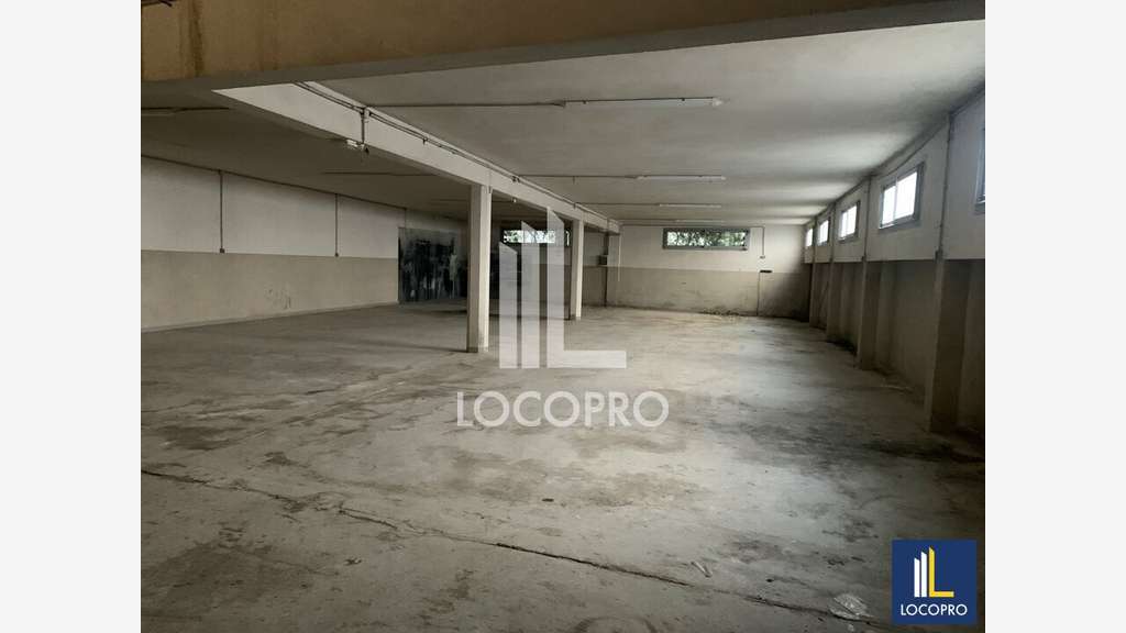 Loue local d'activité 460m² Boulevard Cessole Nice